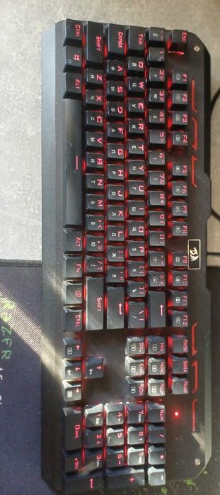 Клавиатура с подсветкой