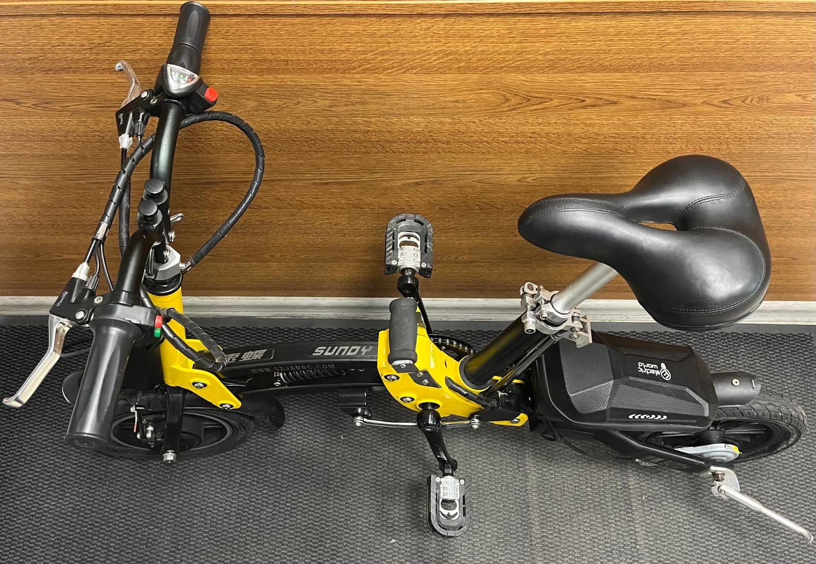 Amanet F28: Bicicleta pliabila electrica Sundy