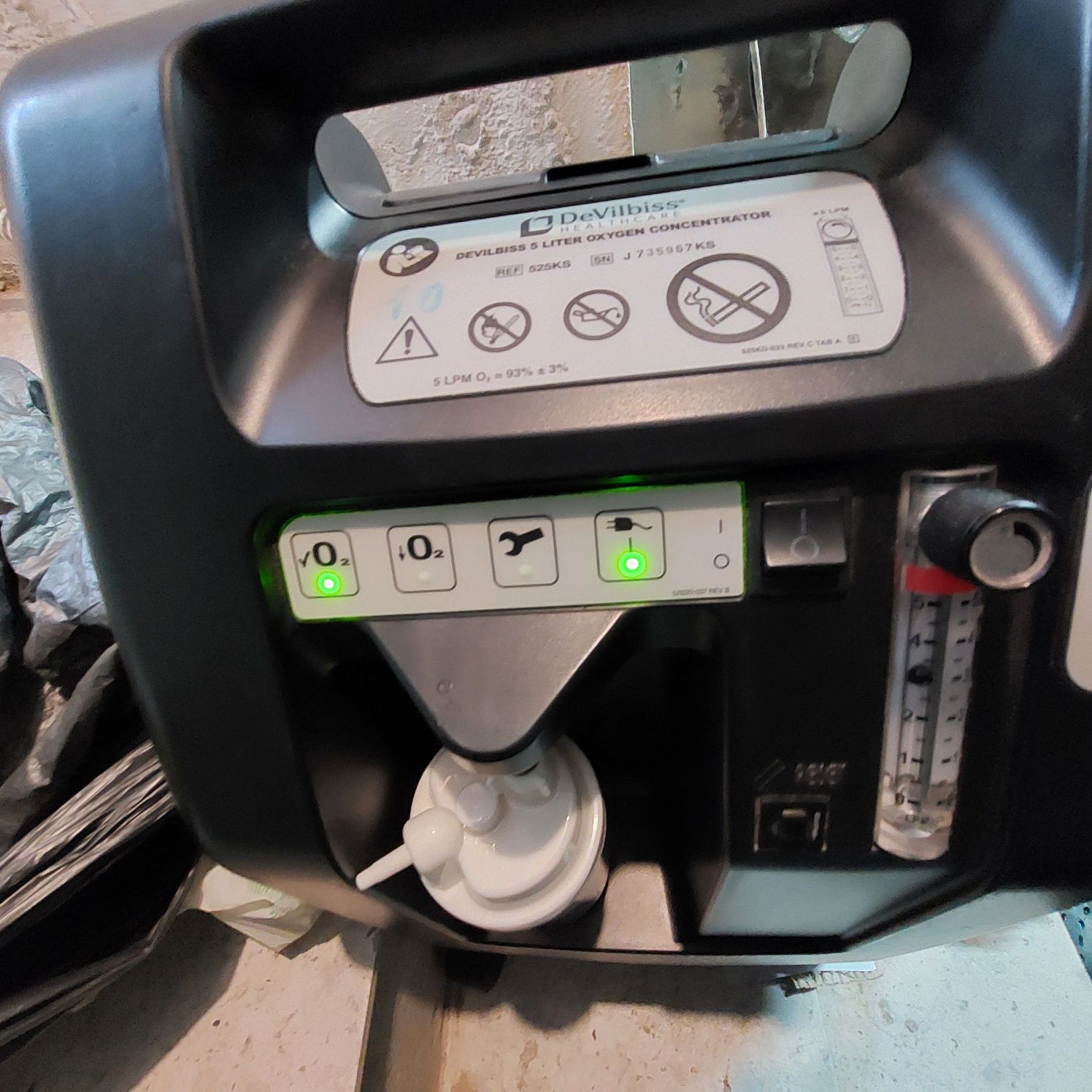 Concentrator Oxigen DeVilbiss 5 litri defect după 15 min întra în ava