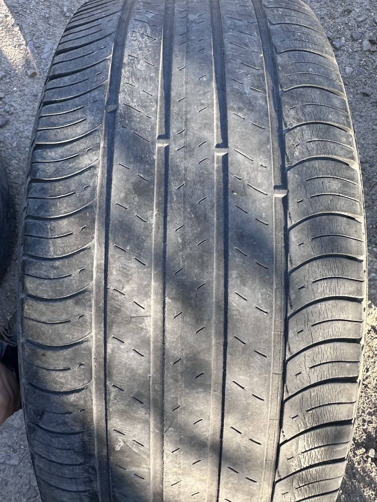 Шины 235/60R18 (4шт)