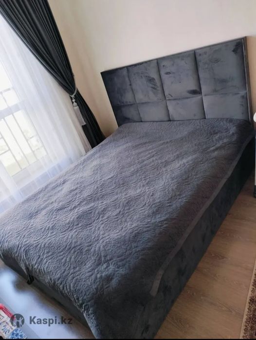 Срочно продам кровать, с подъёмным механизмов без матраса.