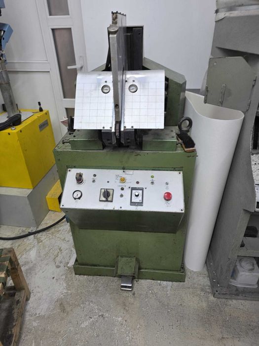 Utilaje productie incaltaminte, stanta aton, masina cambrat etc