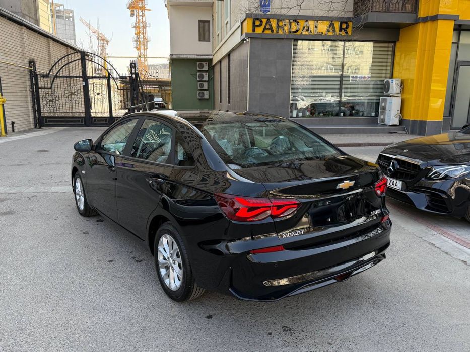 В продаже Chevrolet Monza