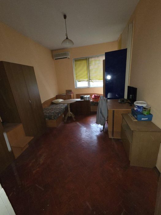 Дава се под наем Тристаен апартамент в Пловдив, Кършияка - 120 кв.м за 510 € - Снимка #2