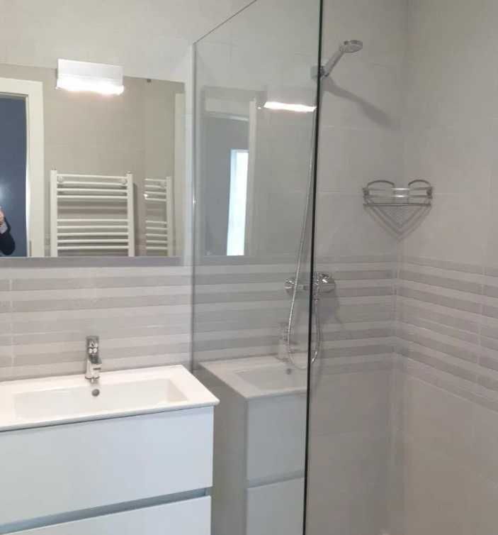 Дава се под наем Тристаен апартамент в Бургас, Ветрен - 95 кв.м за 357 € - Снимка #2
