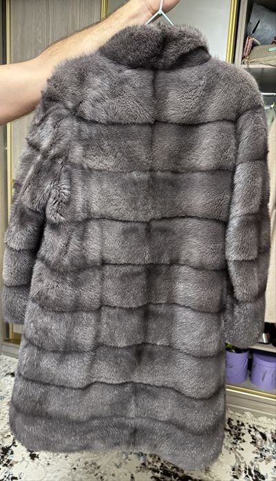 Продам норковую шубу