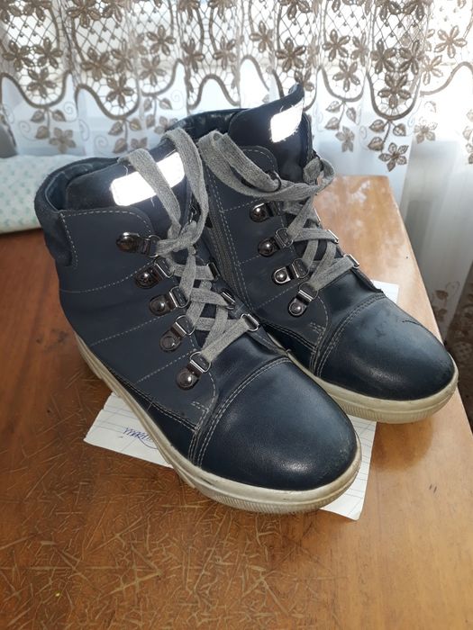 Продам зимние сапоги