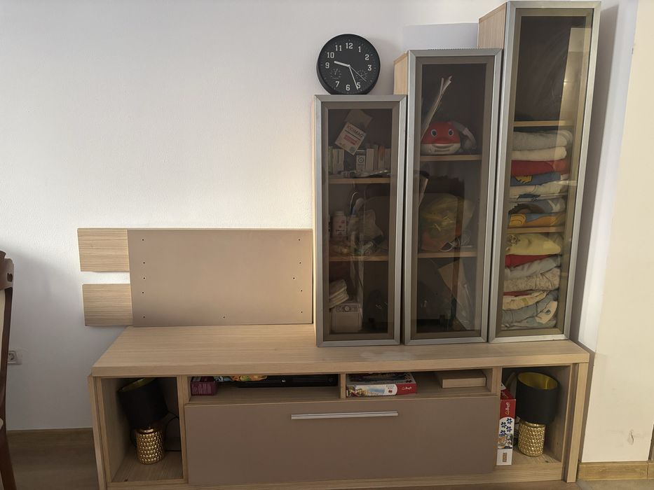 Vand mobila de sufragerie