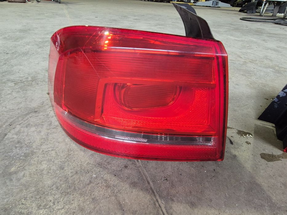 Stopuri vw passat b7 limuzina an 2013 Stop dreapta vw passat b7 limuzi