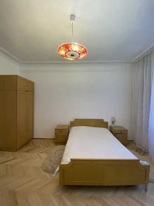 Дава се под наем Двустаен апартамент в София, Център - 55 кв.м за 408 € - Снимка #2