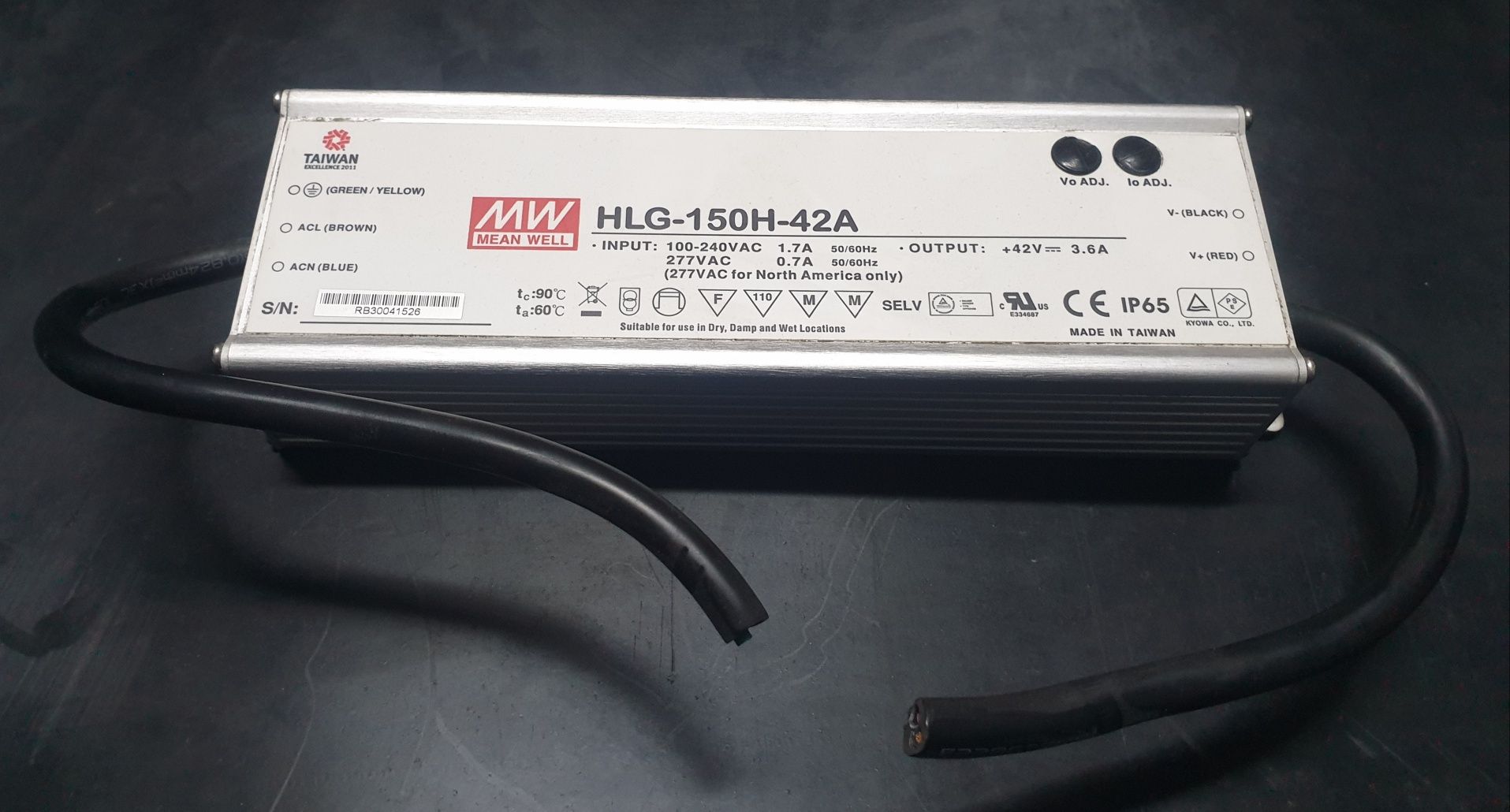 Sursa alimentare HLG-150H-42a