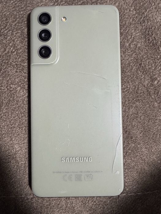 Продам самсунг галакси fe