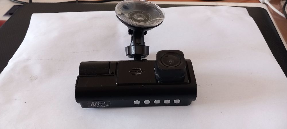 Cameră  auto HD DVR + cameră mers înapoi, card 32Gb.