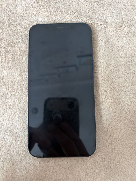 Iphone 12, 64gb, 80% состояние бат.