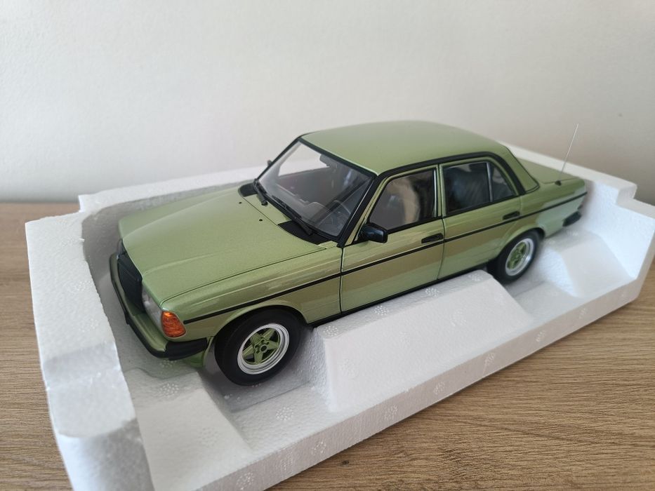Mercedes 123, Norev 1:18