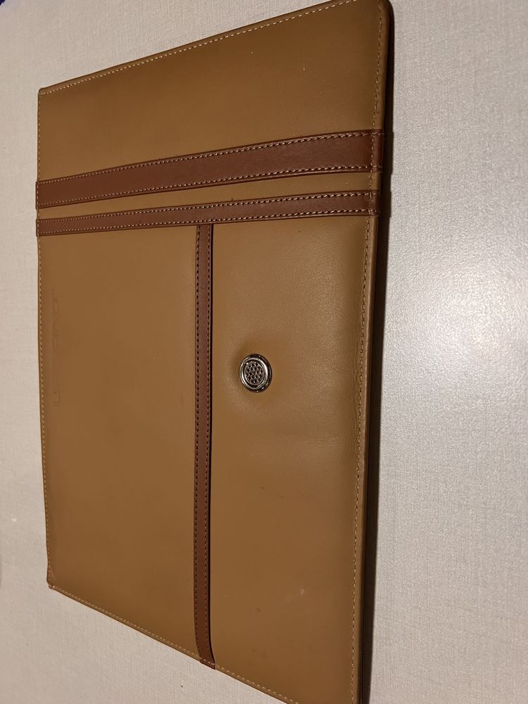 Urbano Leather Envelope Case калъф за лаптоп