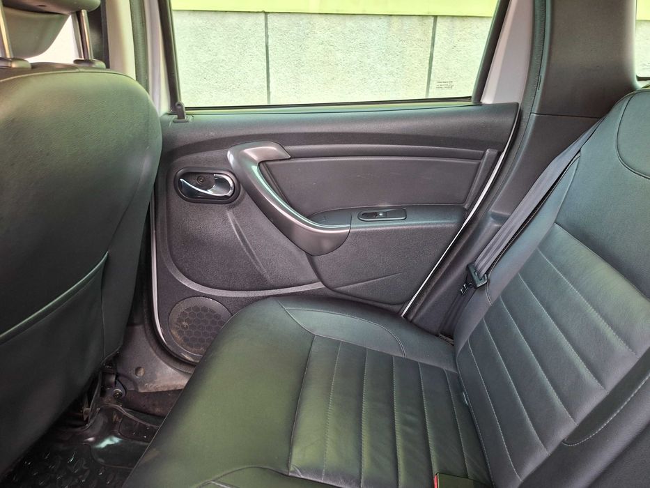 Dacia Duster 2015/GPL fabrica+1.6 benzina/Caucic Iarna+Vara/JanteAliaj