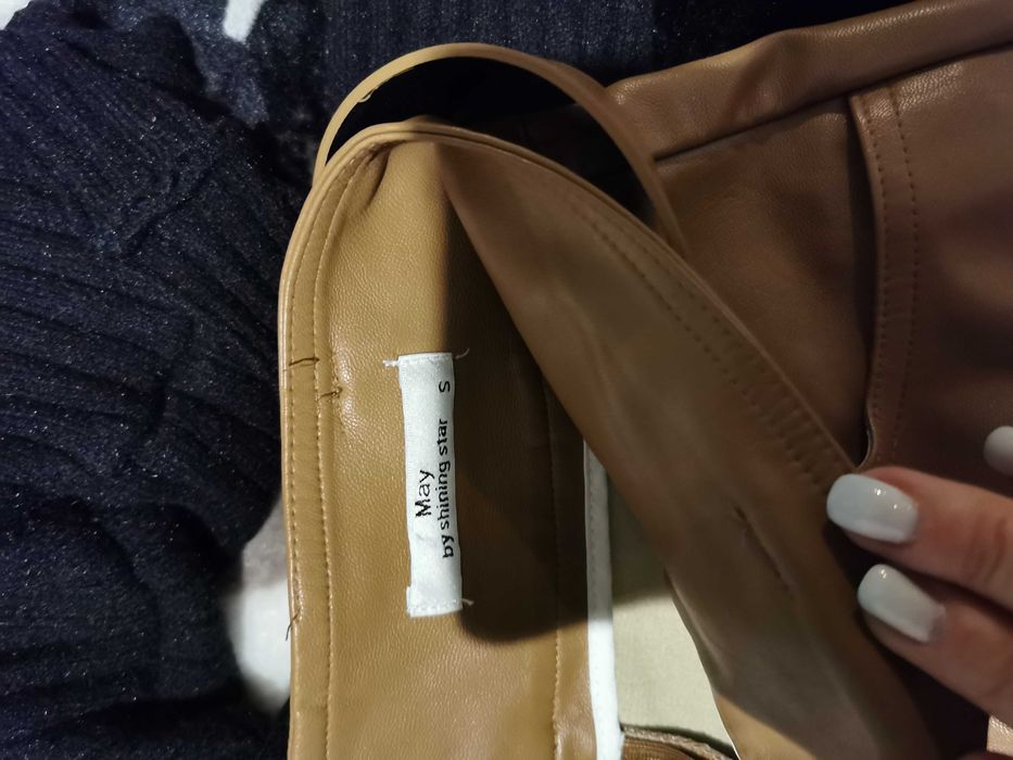 Set fusta de piele și jachetă only