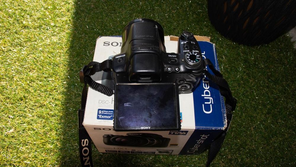 Sony Cyber-shot DSC-HX1