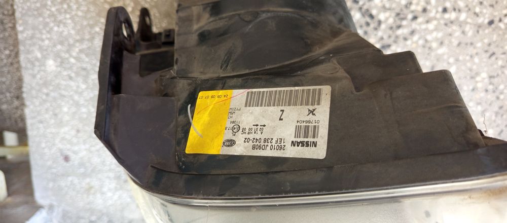 Десен фар, задни стопове за Nissan Qaskai J10