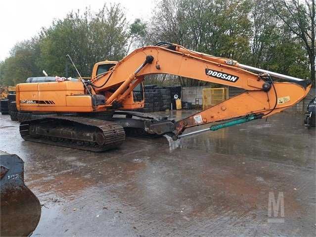 Dezmembram excavator Doosan DX255 LC - Piese de schimb Doosan