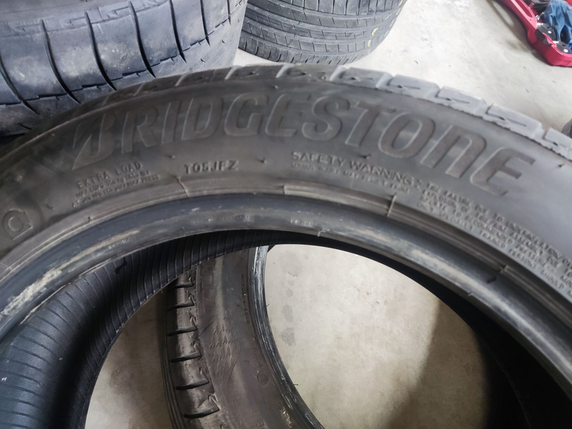 225/50/17 Brigestone
