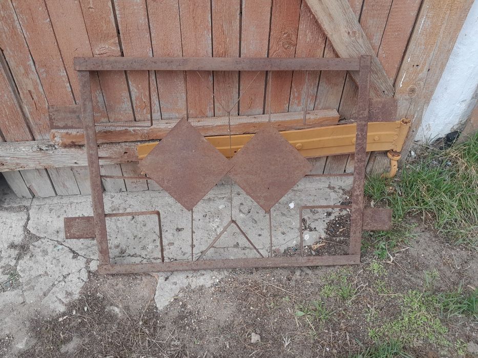 Железные заборы для ограждения