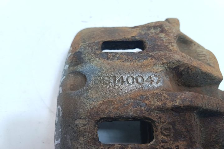 Etrier fata stanga BC140047 Hyundai Santa Fe SM