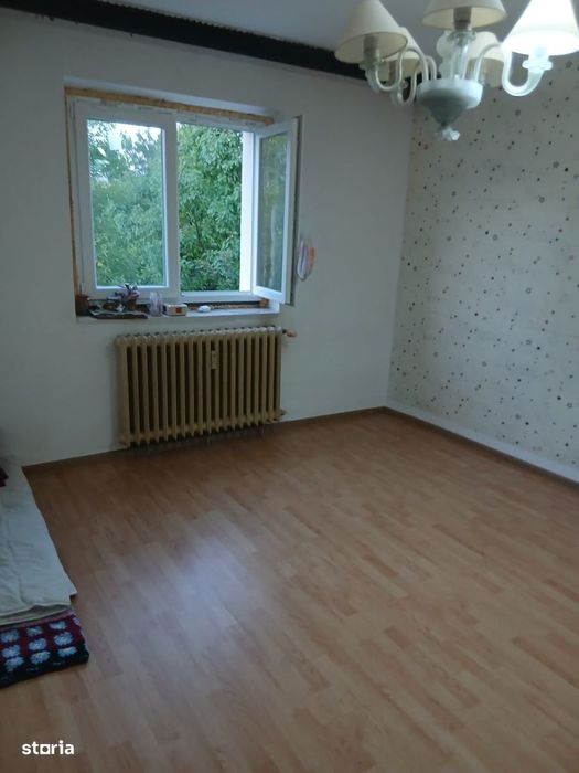 Apartament De Vanzare -55.000 Euro-Aleea Gornesti, Bucuresti