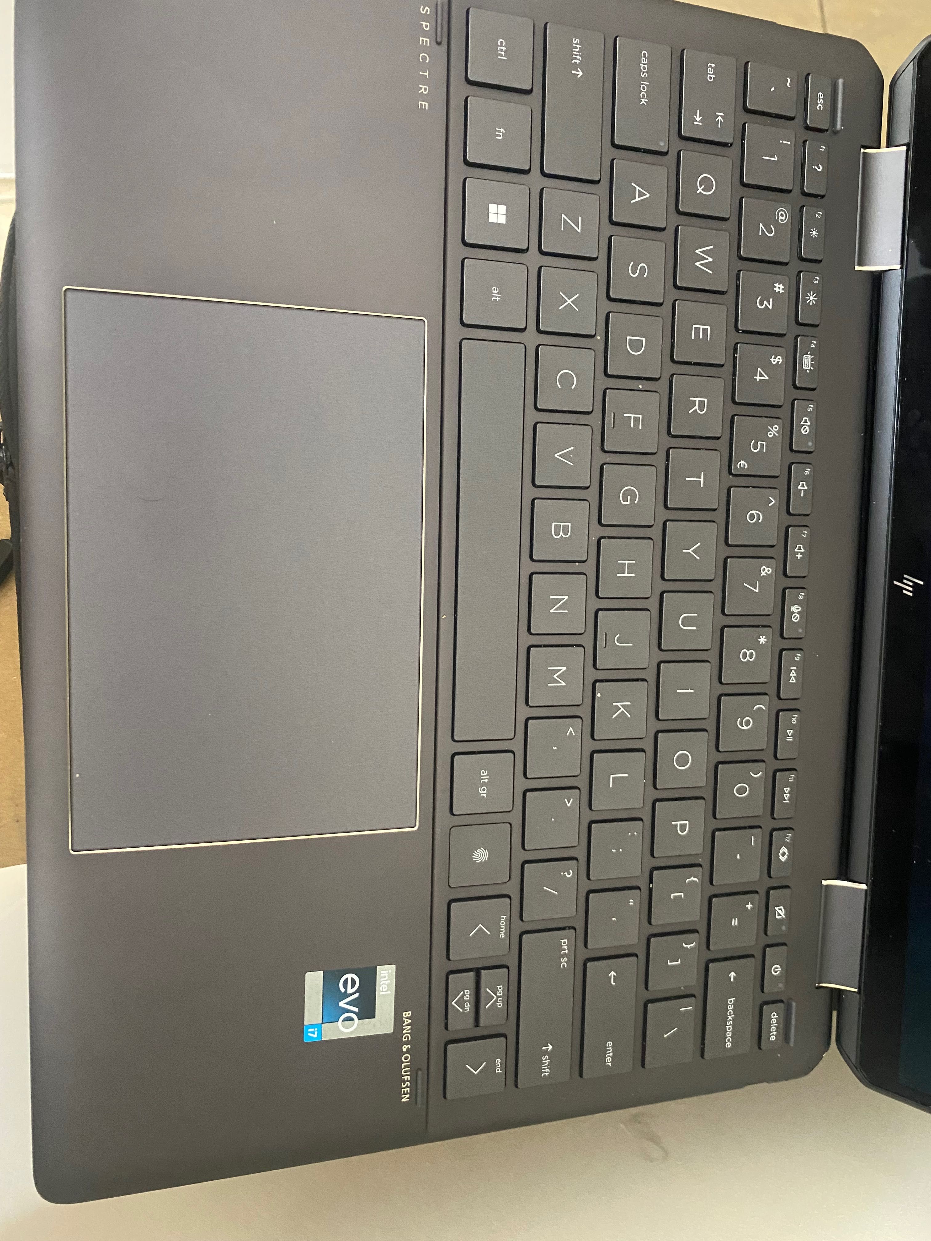 HP spectre x360 2in1