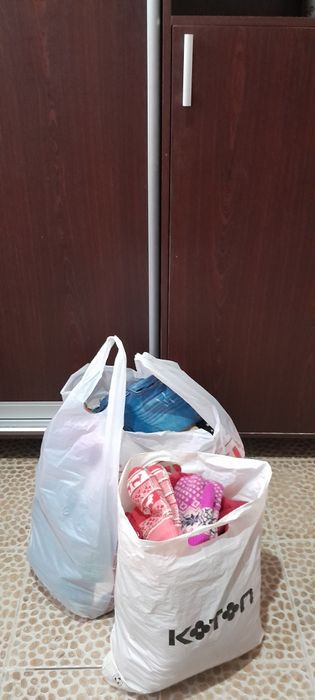 Отдам бесплатно одежда б/у