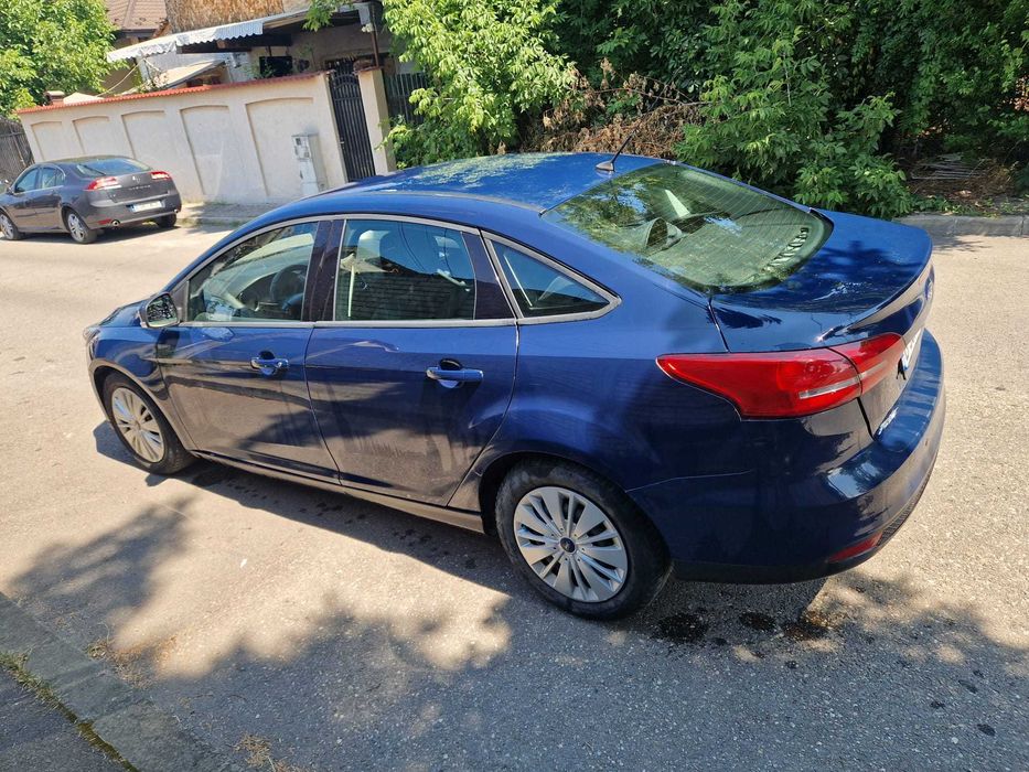 Vand Ford Focus Berlina