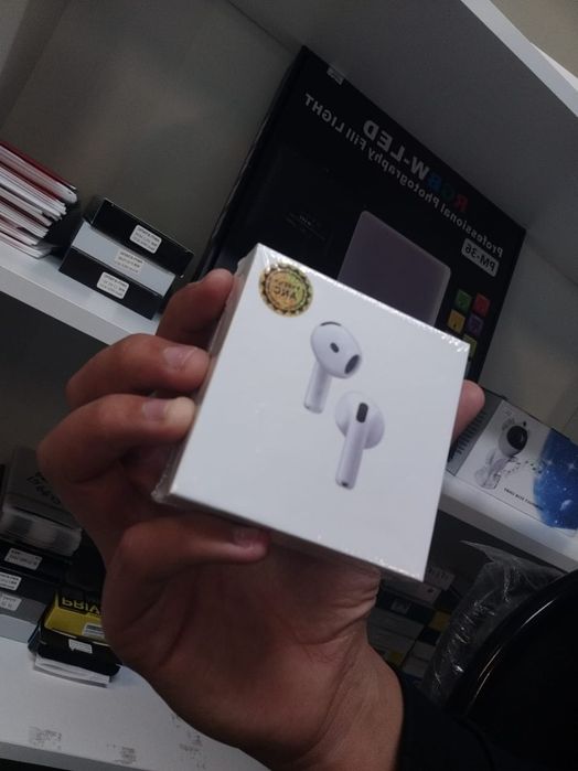 Наушник AIRPODS 4