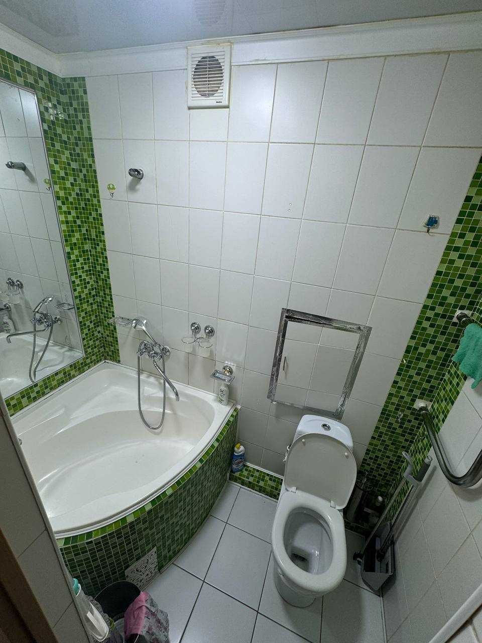 в центре столицы. пл;37м² ул. Шота Руставели, круг гостиницы "Россия".