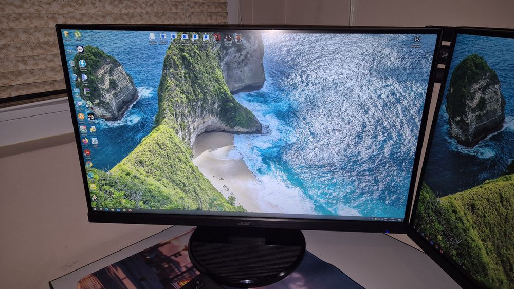 Продавам монитор ACER  K272HUL ,  27 инча ,QHD  2560x1440