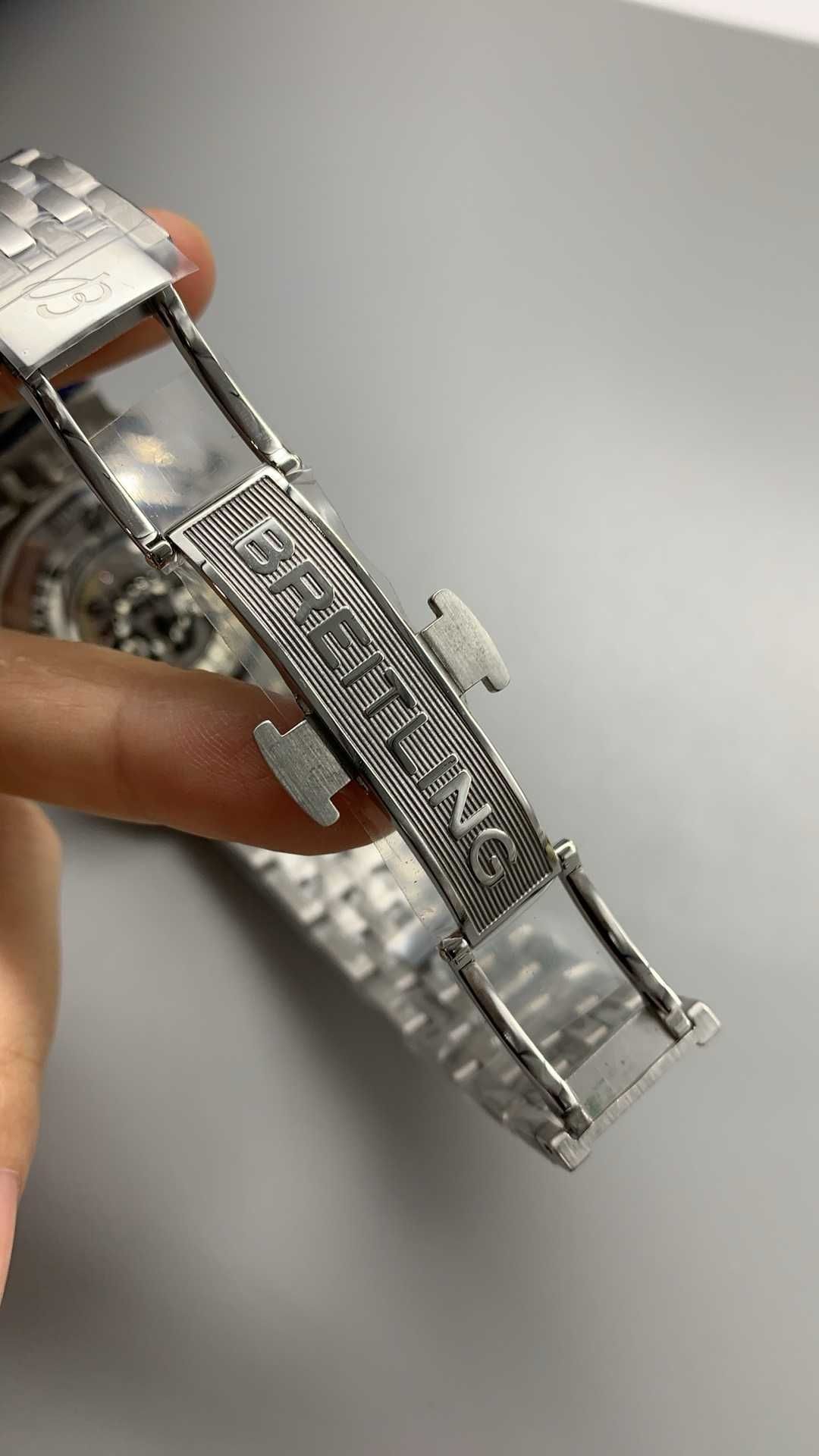 Мъжки часовник Breitling Navitimer B01 /43mm Chronograph AB0138241G1A1