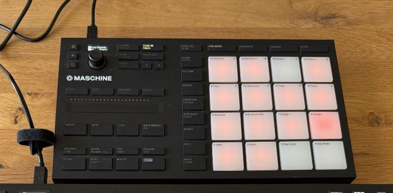Maschine mikro 3