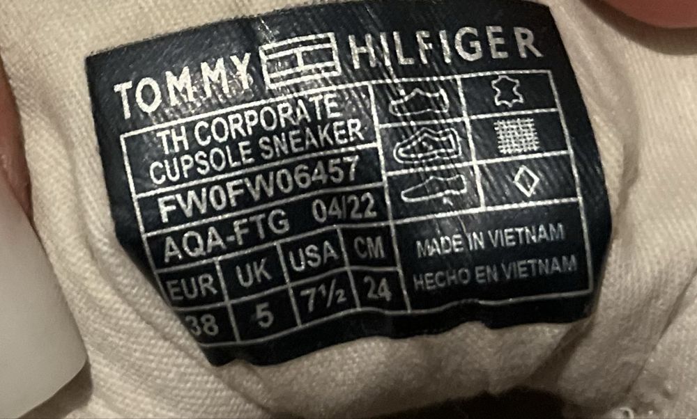 Adidasi  de la Tonny Filfiger