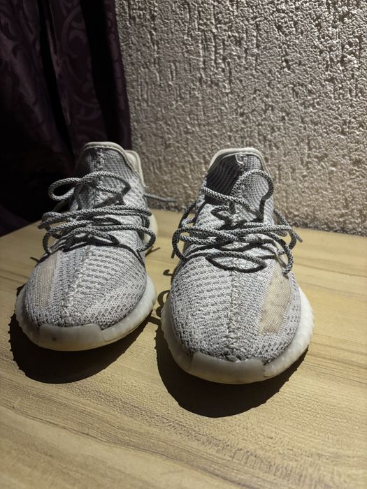 adidasi yeezy 350