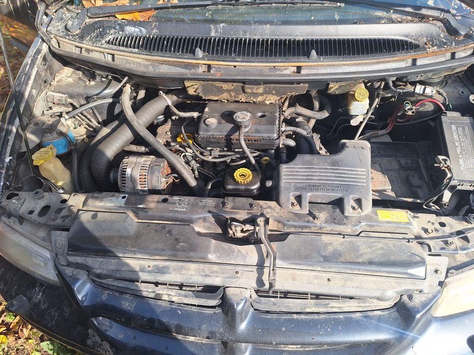 Dezmembrez chrysler grand voyager