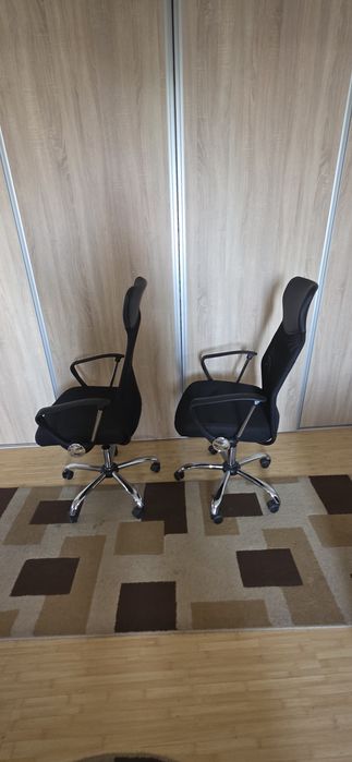2 scaune birou (jisk)