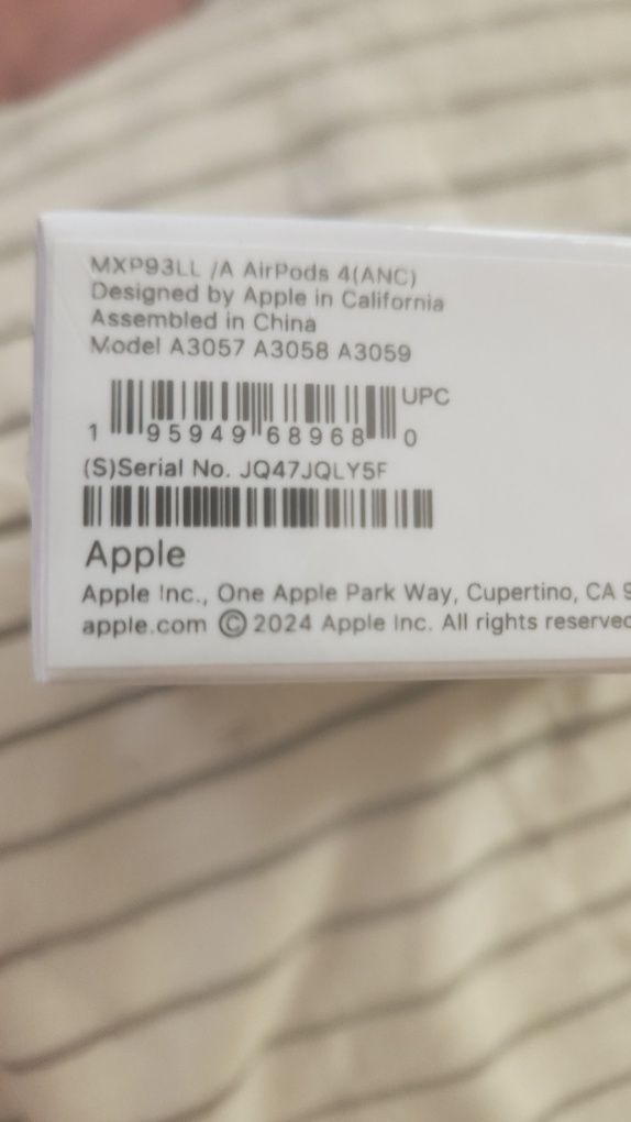 Apple air pods apple