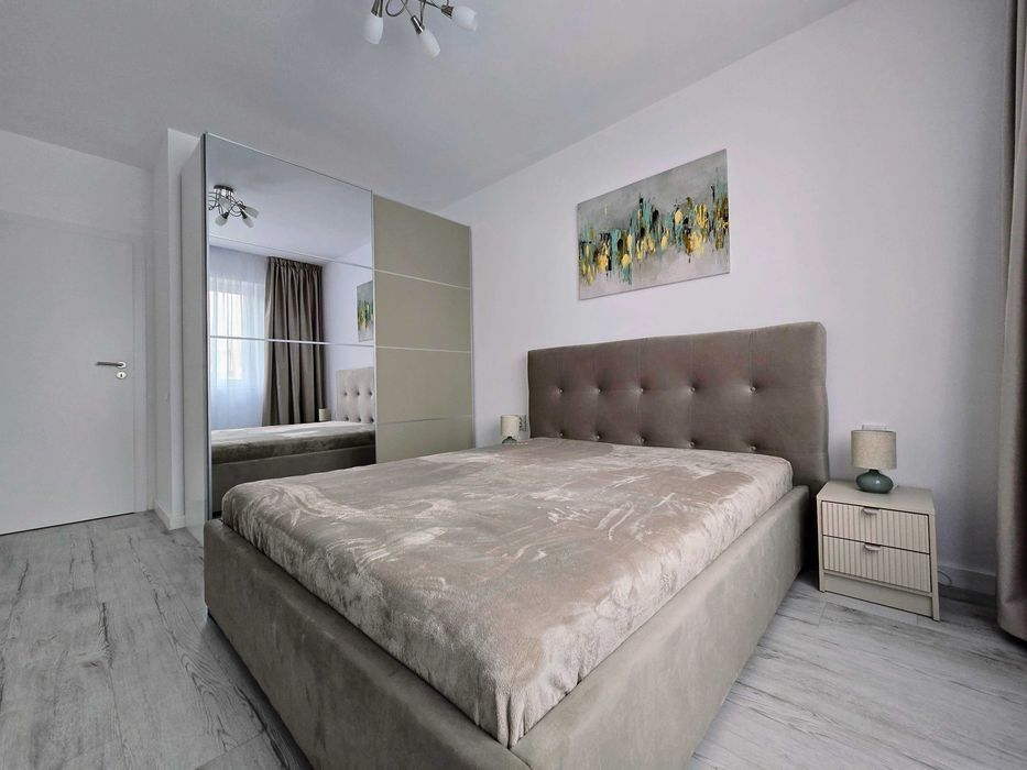 Apartament 2 Camere + Parcare (La Foresta, Tunari)