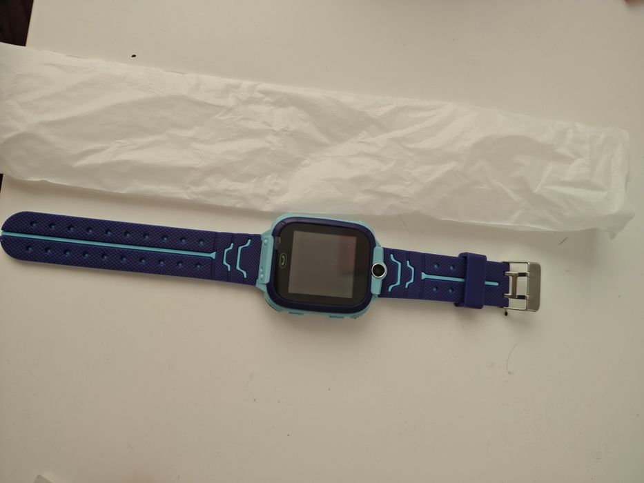 Vând smartwatch pentru copii nou desigilat ieftin!
