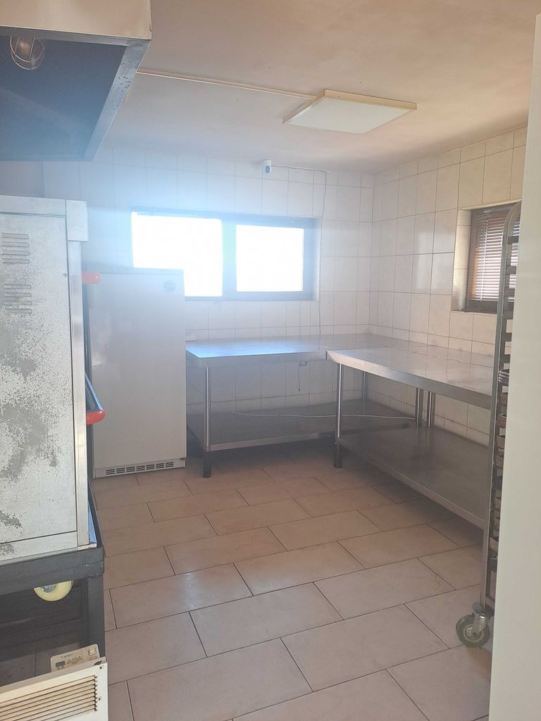 Продава се Магазин в София, Драгалевци - 90 кв.м за 12 €/кв.м - Снимка #1