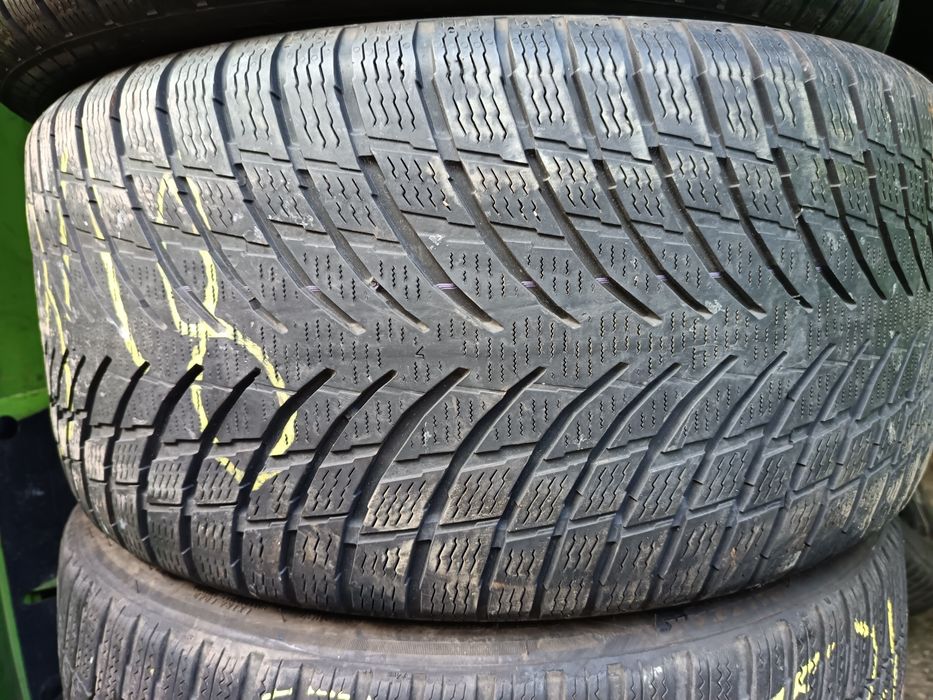 Anvelope MS iarna 275 40 19 nokian.2020 5.3mm