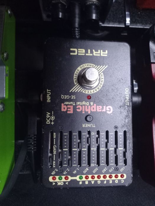 Efecte pentru bass, pedalboard si alimentator general