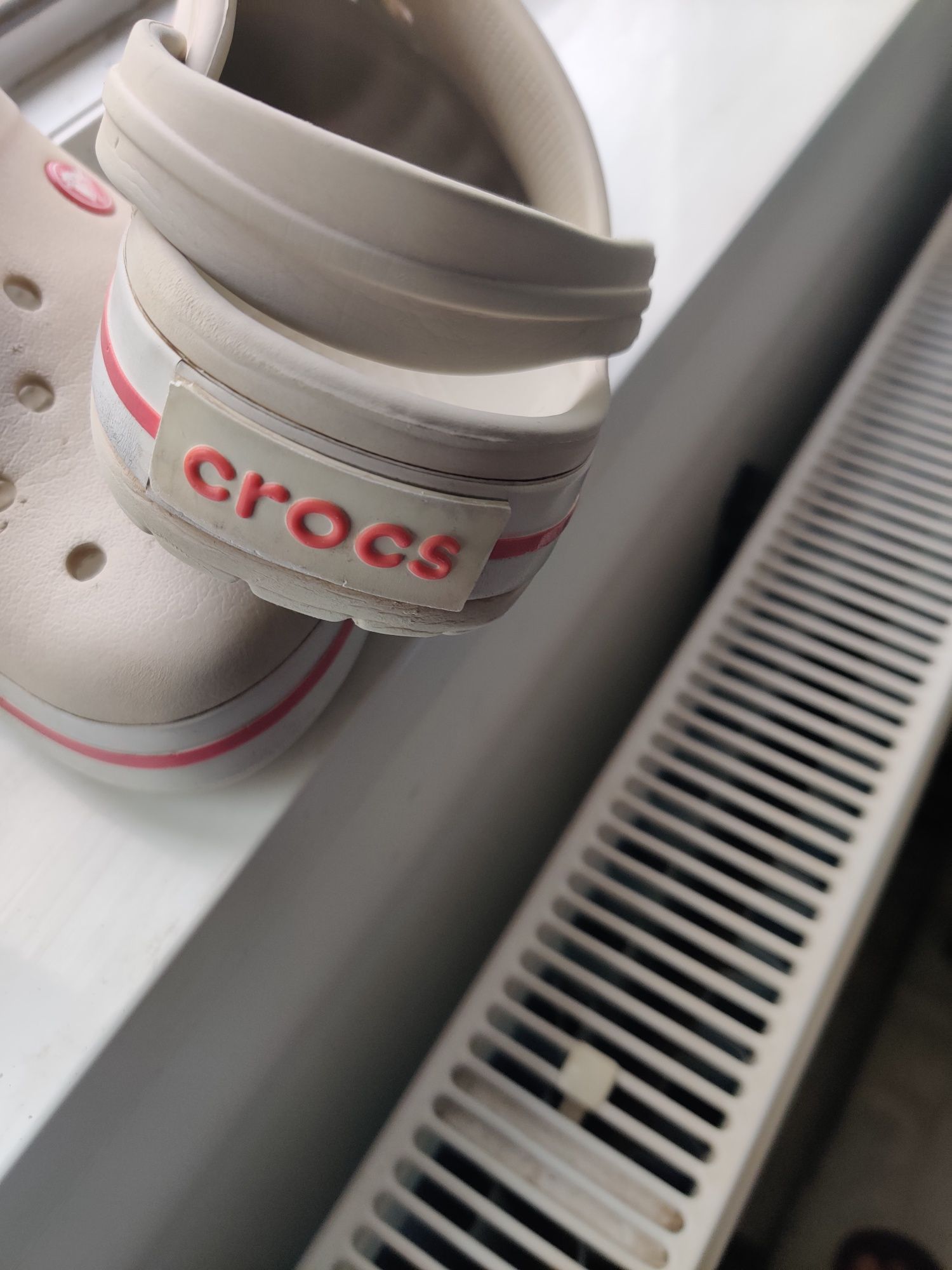 Crocs M6 W8 size 40