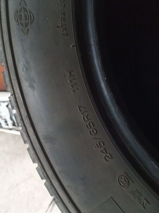 245 65 17  Michelin