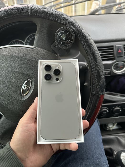 Продам Iphone 16Pro
